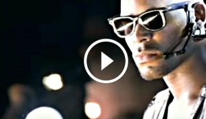 R. Kelly - 'Bump N' Grind' Music Video